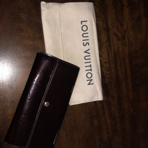 Louis Vuitton Sarah Vernis wallet ✨